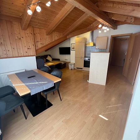 Nebenhaus - Haus Heigl Apartment Sankt Johann im Pongau Exterior foto